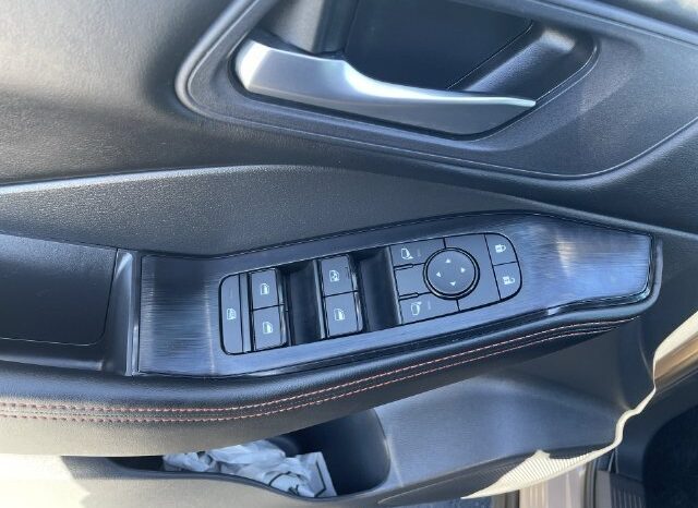 
								Nissan Rogue full									
