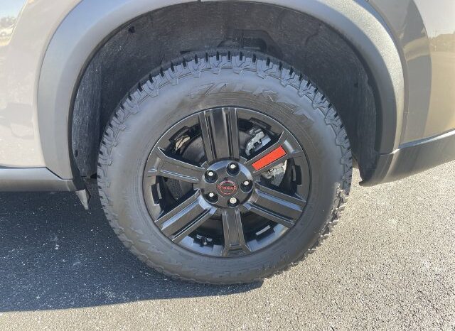 
								Nissan Rogue full									
