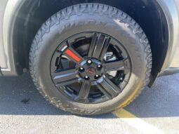 
										Nissan Rogue full									