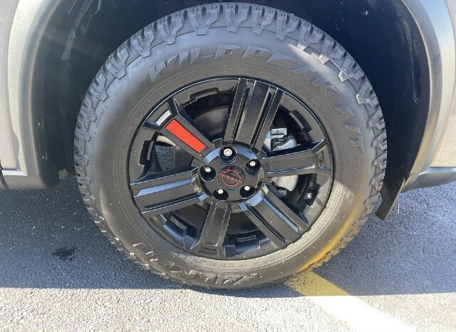 
								Nissan Rogue full									