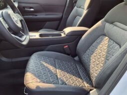 
										Nissan Kicks full									