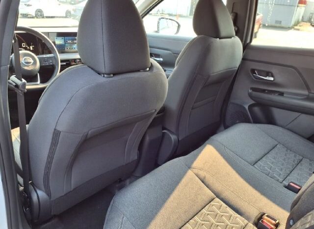 
								Nissan Kicks full									
