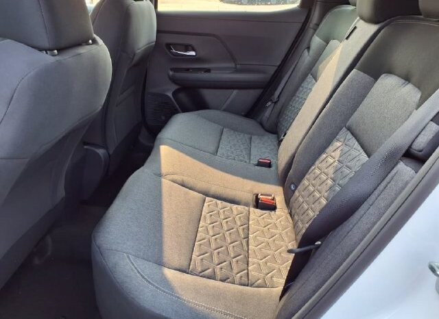 
								Nissan Kicks full									