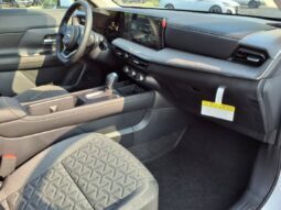 
										Nissan Kicks full									