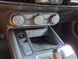 
										Nissan Kicks full									