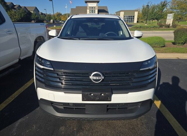 
								Nissan Kicks full									