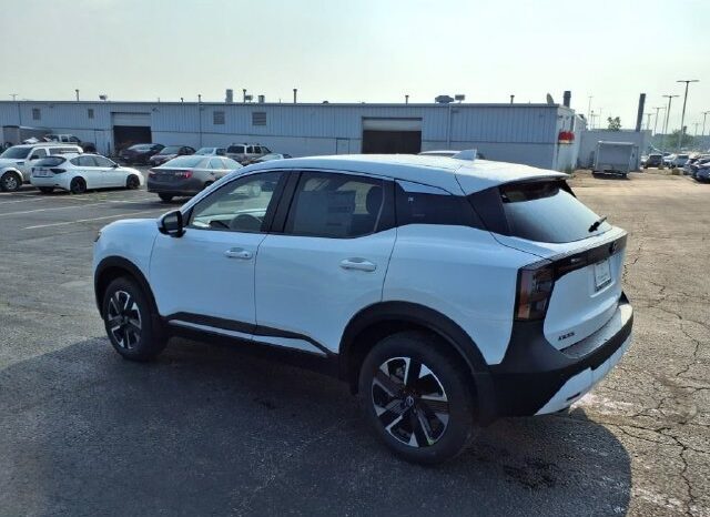 
								Nissan Kicks full									