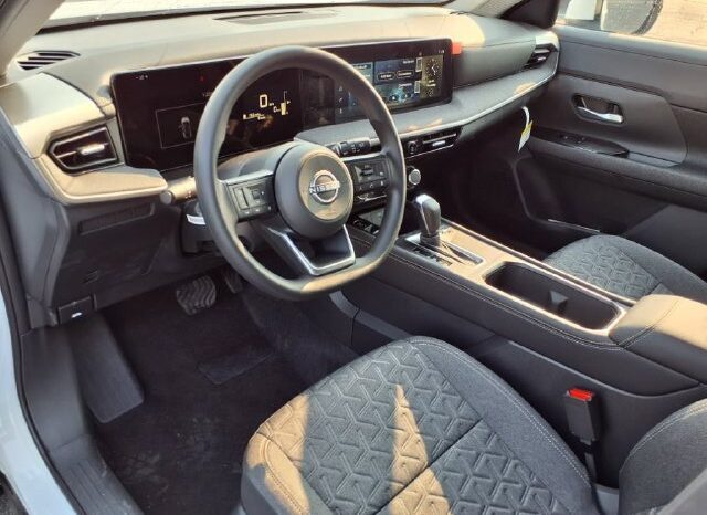 
								Nissan Kicks full									