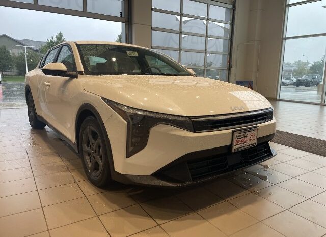 
								Kia K4 full									