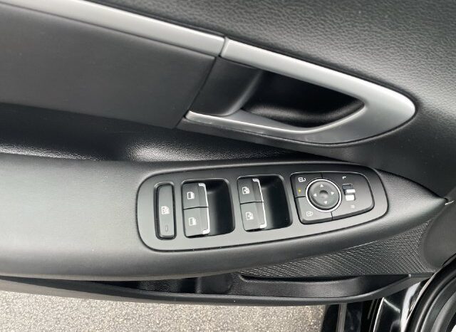 
								Hyundai Sonata full									