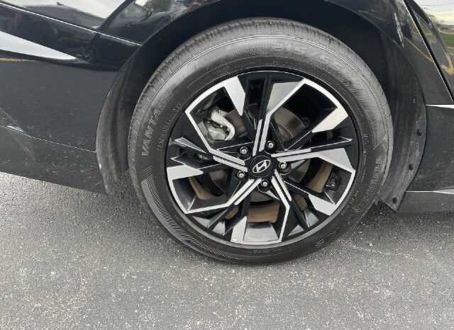
								Hyundai Sonata full									