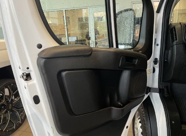 
								Ram ProMaster 2500 full									