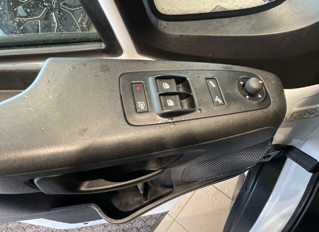 
								Ram ProMaster 2500 full									