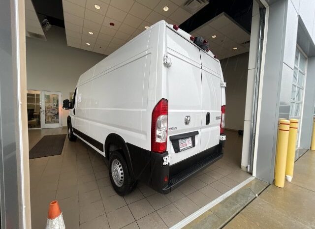 
								Ram ProMaster 2500 full									
