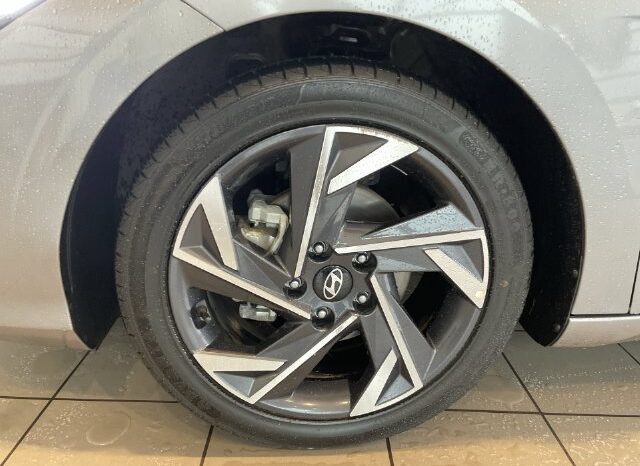 
								Hyundai Elantra full									