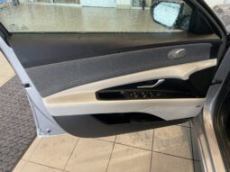 
										Hyundai Elantra full									