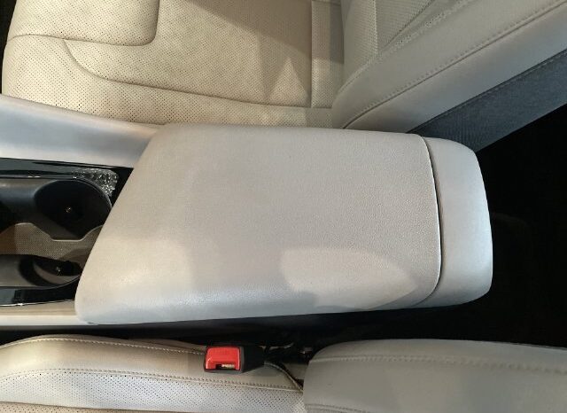 
								Hyundai Elantra full									