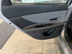 
										Hyundai Elantra full									