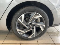 
										Hyundai Elantra full									