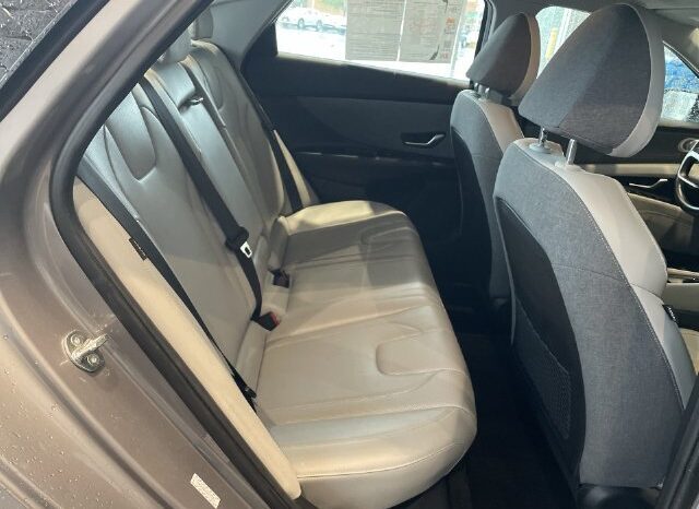 
								Hyundai Elantra full									