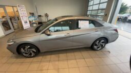 
										Hyundai Elantra full									