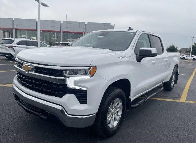 
								Chevrolet Silverado 1500 full									
