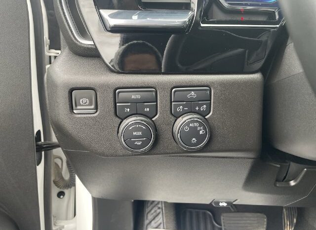 
								Chevrolet Silverado 1500 full									