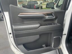 
										Chevrolet Silverado 1500 full									