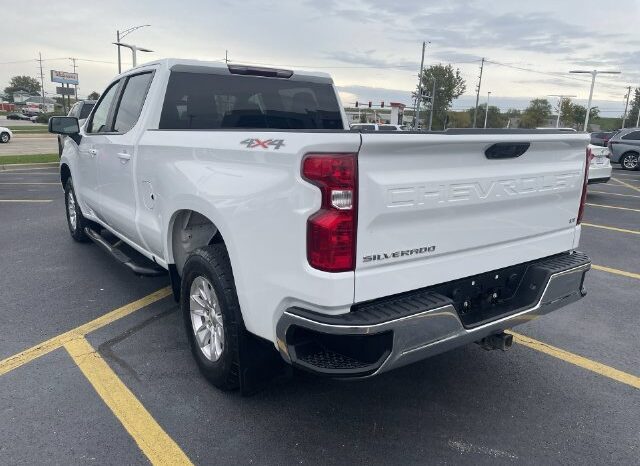 
								Chevrolet Silverado 1500 full									
