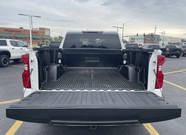 
								Chevrolet Silverado 1500 full									