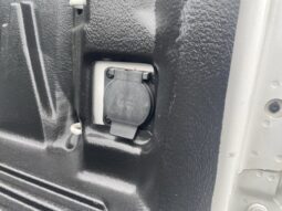 
										Chevrolet Silverado 1500 full									