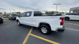 
										Chevrolet Silverado 1500 full									