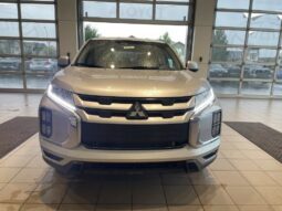 
										Mitsubishi Outlander Sport full									