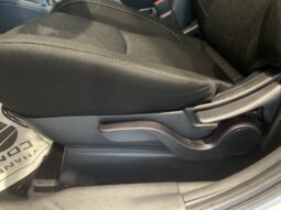 
										Mitsubishi Outlander Sport full									