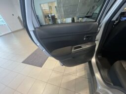
										Mitsubishi Outlander Sport full									