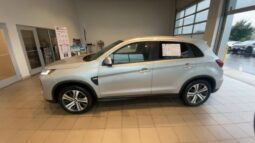 
										Mitsubishi Outlander Sport full									