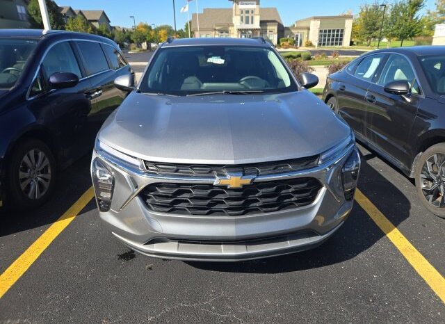 
								Chevrolet Trax full									