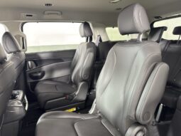 
										Kia Carnival full									