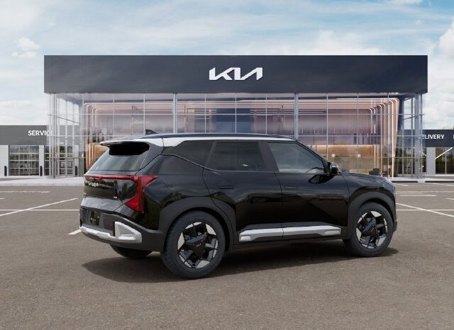 
								Kia Seltos full									