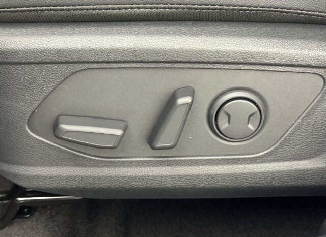 
								Kia Sportage Hybrid full									