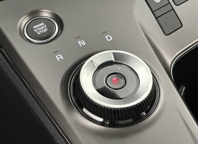 
								Kia Sportage Hybrid full									