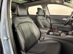 
										Kia Sportage Hybrid full									