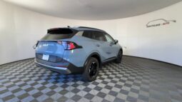 
										Kia Sportage Hybrid full									