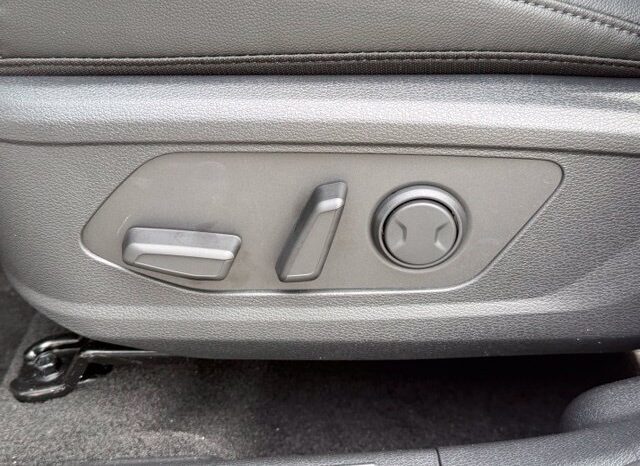 
								Kia Sportage full									