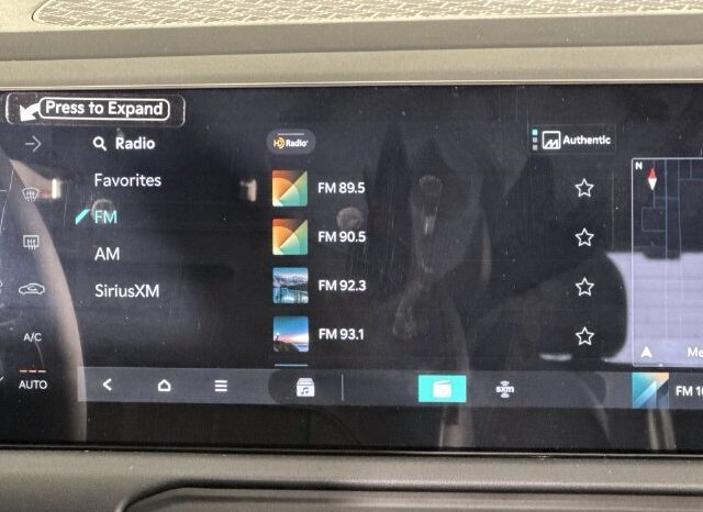 
								Kia Telluride Hybrid full									
