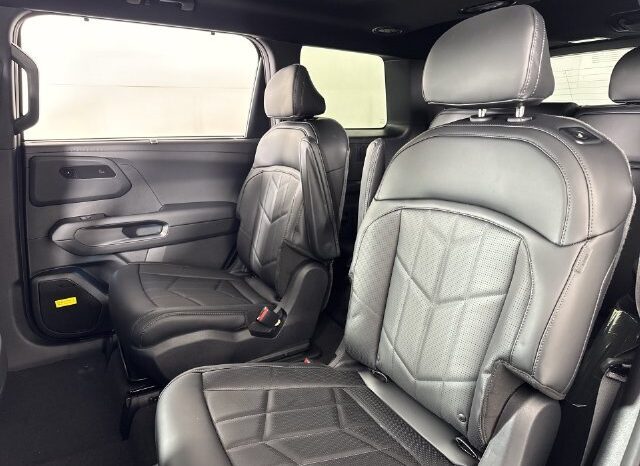 
								Kia Telluride Hybrid full									