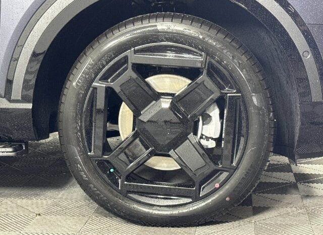 
								Kia Telluride Hybrid full									