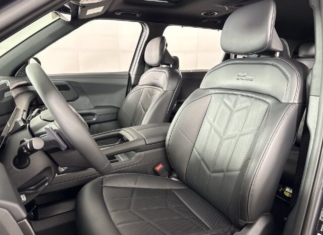
								Kia Telluride full									