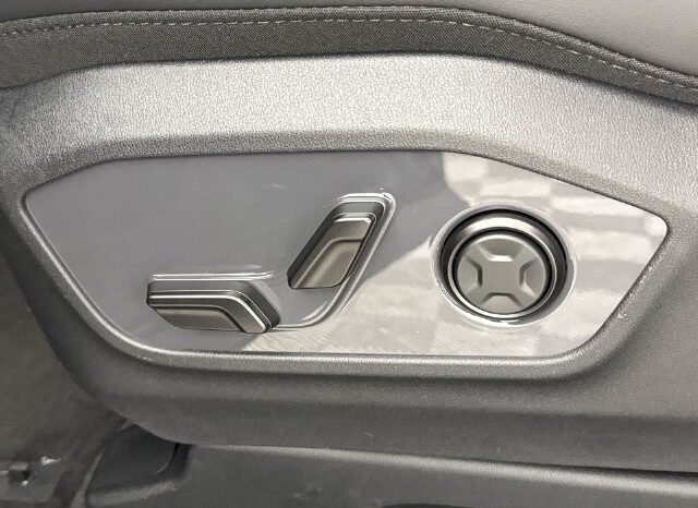 
								Kia Telluride full									