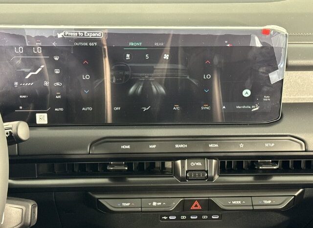 
								Kia Telluride full									
